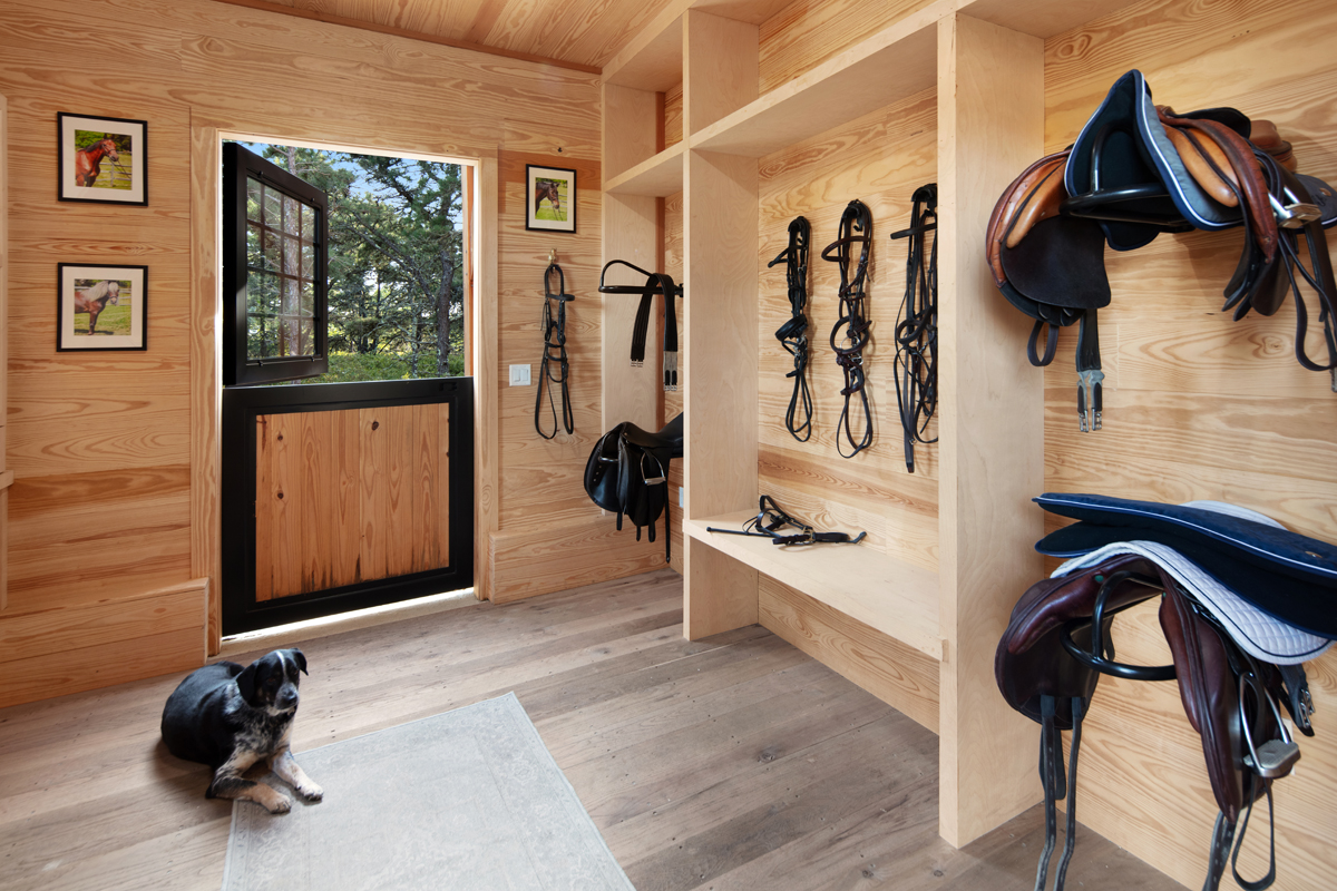 Custom Horse Timber Barn