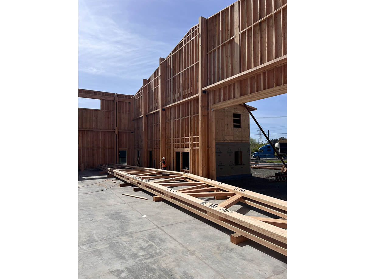 New Energy Works glulam trusses for NEWBeamery in McMinnville, Oregon