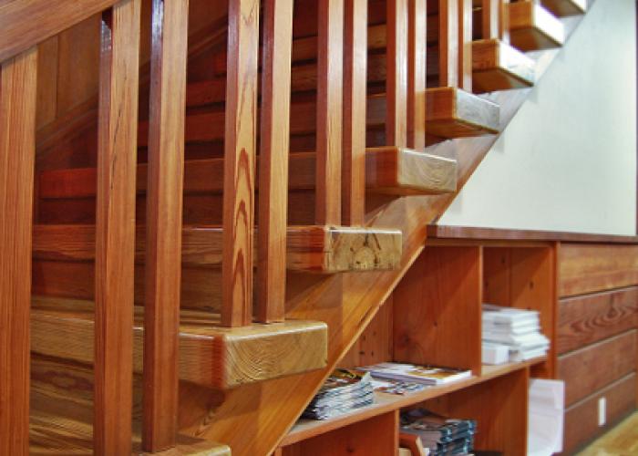 stairs_in_office.jpg