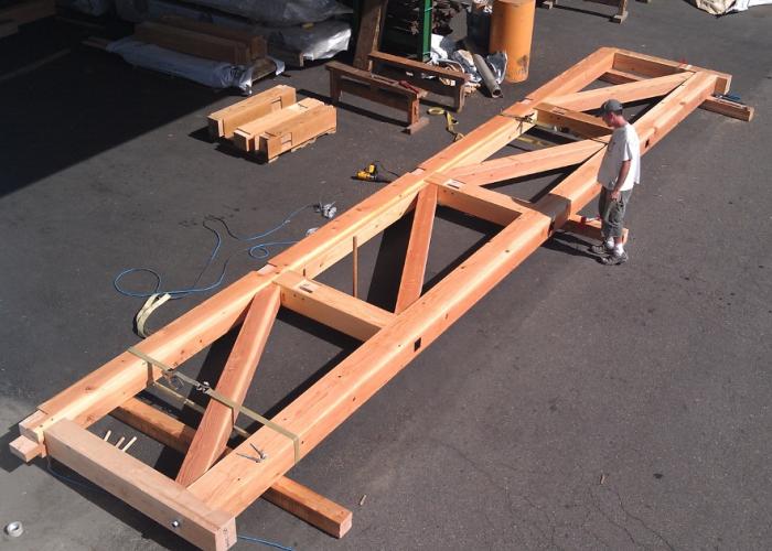 parallel_chord_timber_truss_oregon.jpg