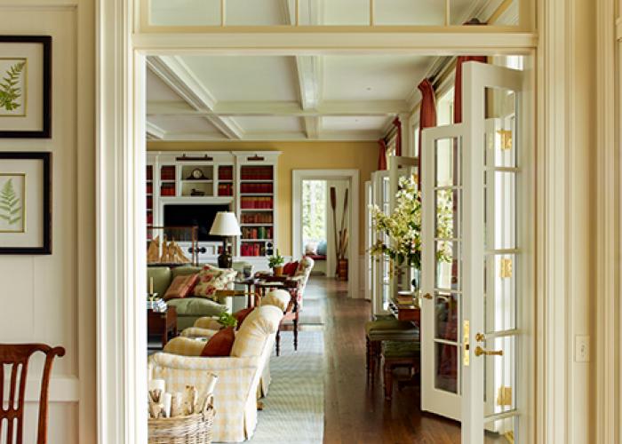 adk_home_reclaimed_maple_flooring_pioneer_millworks_c_eric_piasecki_photography_web.jpg