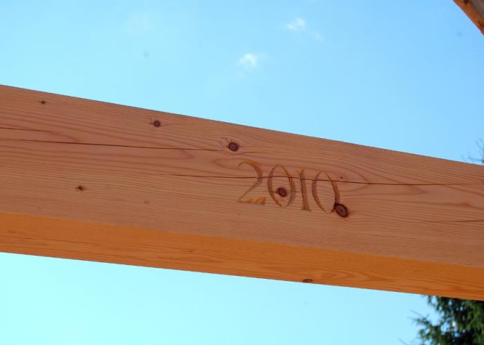2010_timber_carving.jpg