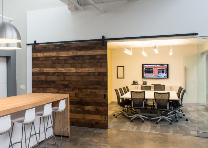 office_reclaimed_wood_flat_track_door_by_newwoodworks_scott_hemenway_photo.jpg