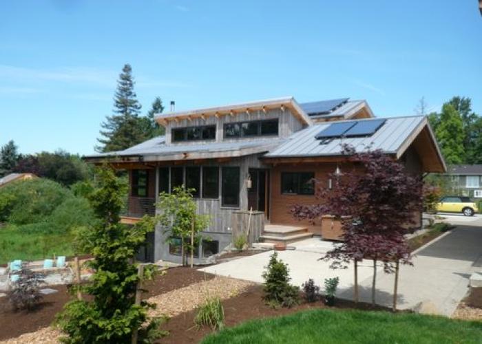 reclaimed_timber_portland_oregon.jpg