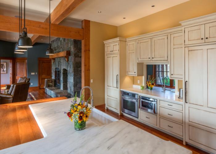custom_painted_cabinetry_newwoodworks.jpg