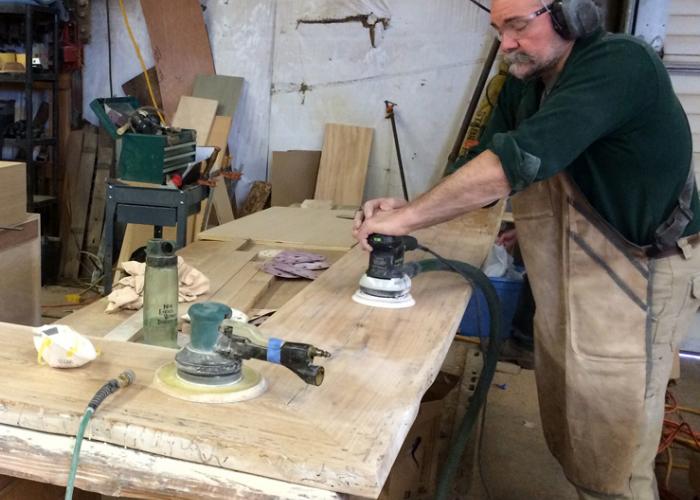 live_edge_counter_newwoodworks.jpg