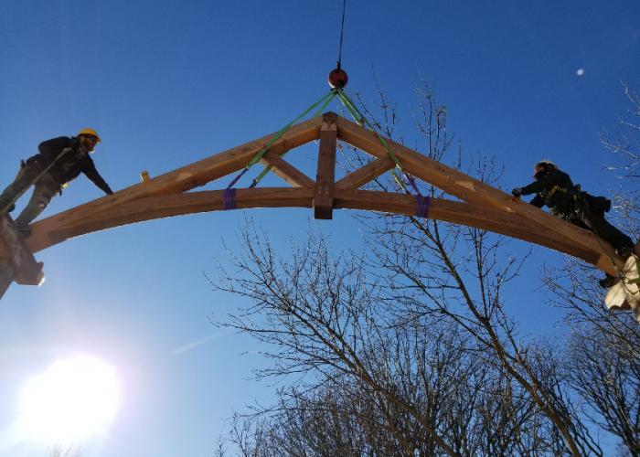 raising_king_post_truss_south_dakota.jpeg
