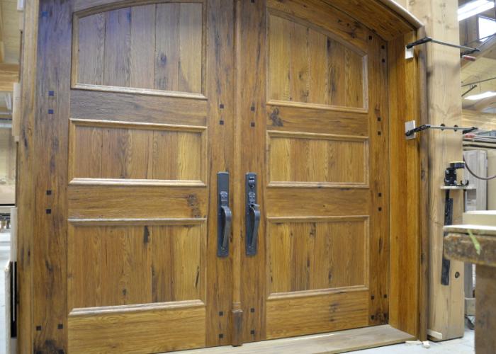 reclaimed_arched_oak_doors_newwoodworks.jpg