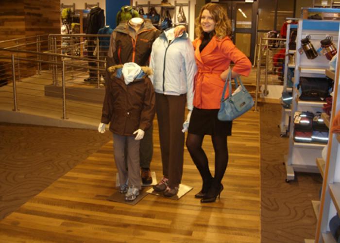 settlers_plank_commercial_setting.jpg