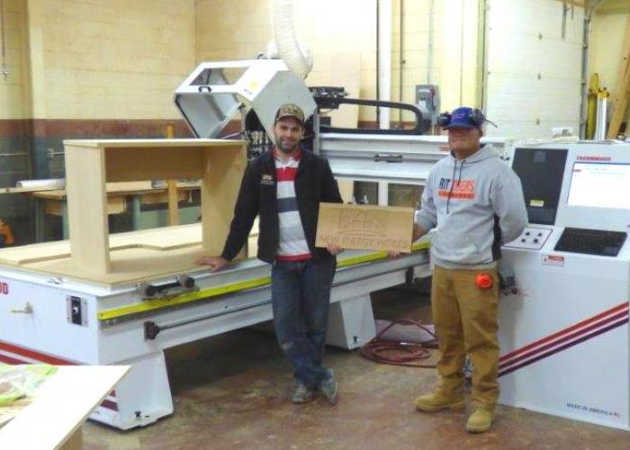newwoodworks_cnc.jpg