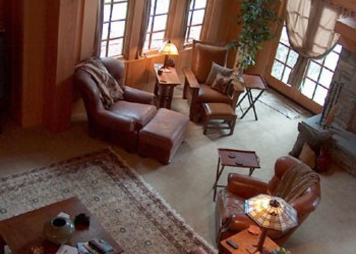 timber_frame_great_room_from_loft.jpg