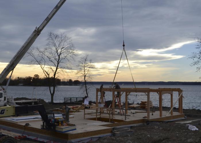 timber_frame_raising_cayuga_lake_new_york_frame_only.jpg