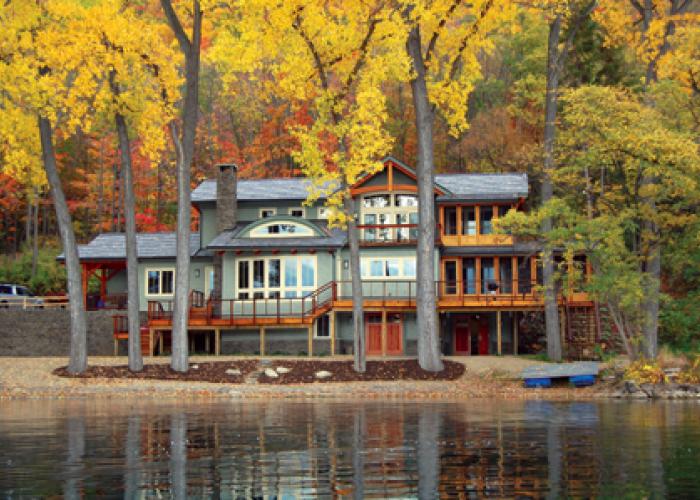 timber_frame_home_overlooking_lake.jpg