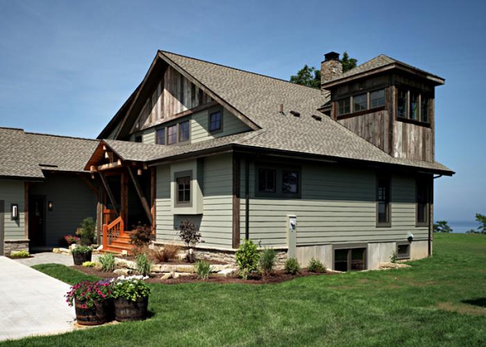 timber_frame_home_exterior_ontario.jpg