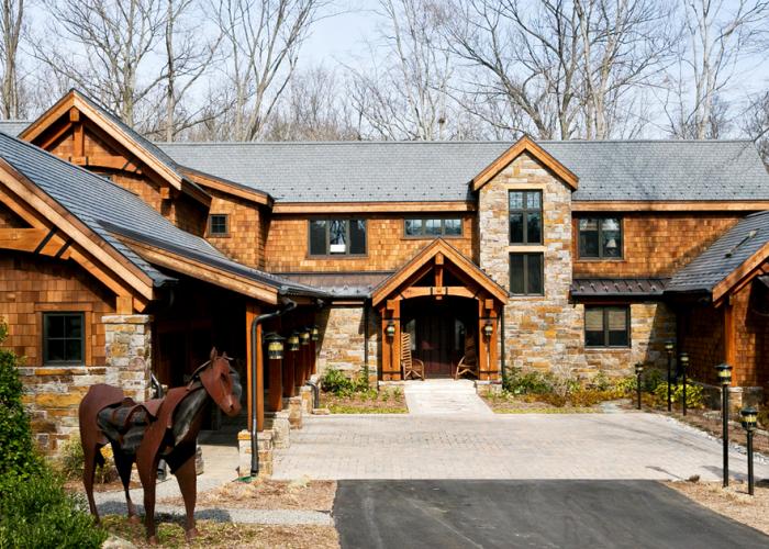 king_post_exterior_trusses_with_metal_straps.jpg