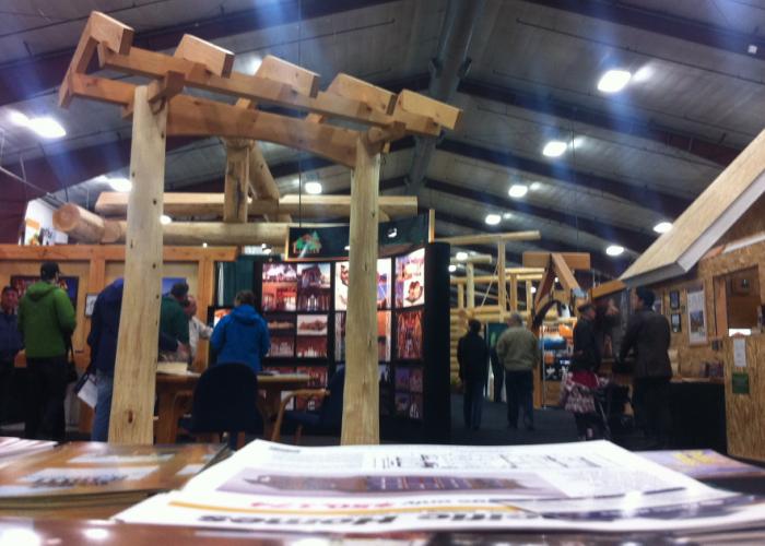 timber_home_show_show_floor.jpg
